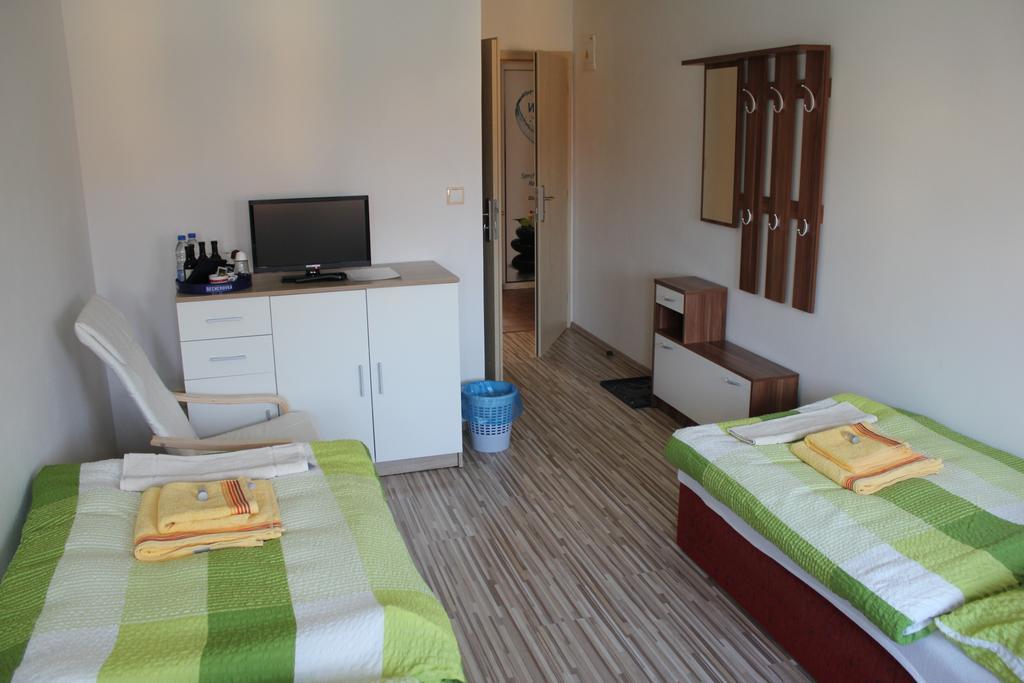 Penzion Piller Chvalín Kamer foto